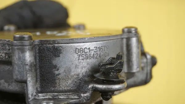 Bomba de vacío OEM 5FR para Citroen DS3 1.6 THP 156CV image 3