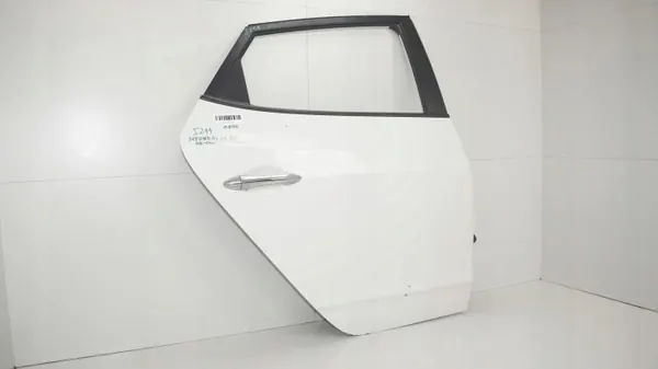 Puerta trasera derecha OEM 360181870 para Hyundai IX35 09-13 image 4
