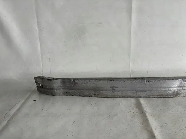 Etupuskuri Alumiini AUDI Q5 07-16 OEM 8R0807113B image 2