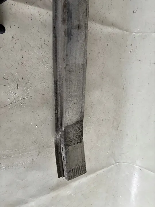 Etupuskuri Alumiini AUDI Q5 07-16 OEM 8R0807113B image 7