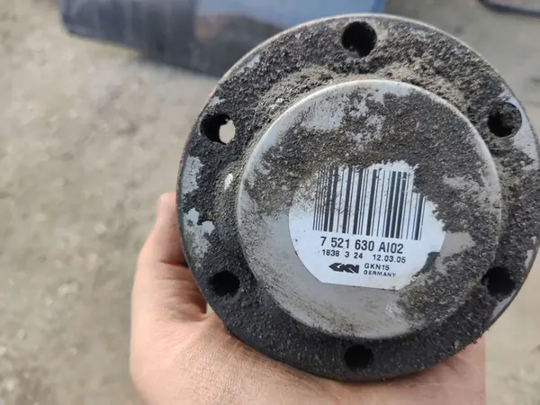 BMW 5 E60 E61 2006 Bakre halvmåne OEM 7521630 image 3