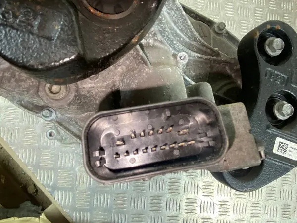 Boîte de transfert Jeep OEM M0141238 - Occasion image 10