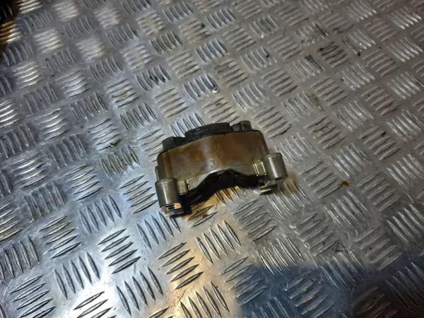 BMW Cilinderkop Onderdeel OEM 756786603 - Gebruikt image 3