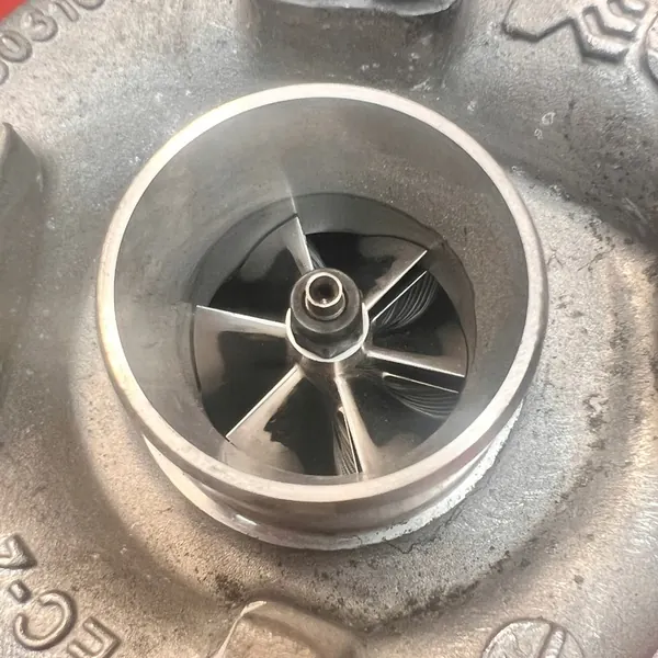 Turbo VW Golf, Skoda Yeti 2.0 TDI 2010 image 4