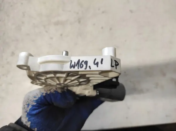 MERCEDES A W169 04- Motor de Ventana Izquierda A1698204342 image 4