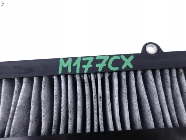 Filtro de cabina OEM 891392 para Ferrari SF90/296 image 8