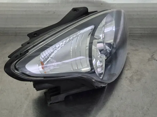 Faros delanteros derecho Hyundai i30 07-12 92102-2R000 image 4