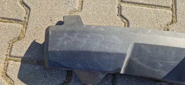 Spoiler Mercedes-Benz OE A2048850522 - Usado image 5