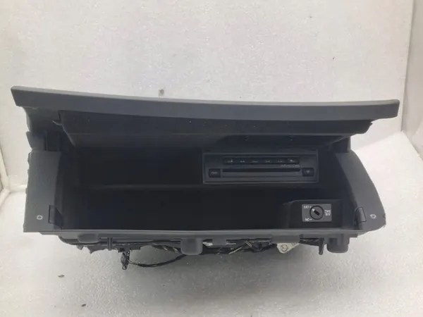 Compartiment tableau de bord Audi A6 S6 C6 OEM 4F1857035CB image 2