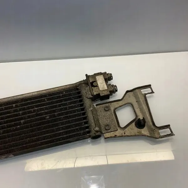 Mercedes-öljyjäähdytin OEM A2125002200 - Käytetty image 5