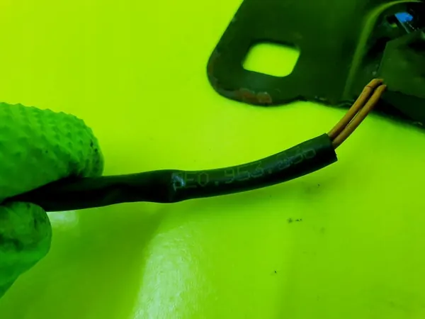 Audi A4 B6 B7 Motorhuv Lock 8E0823509C image 6