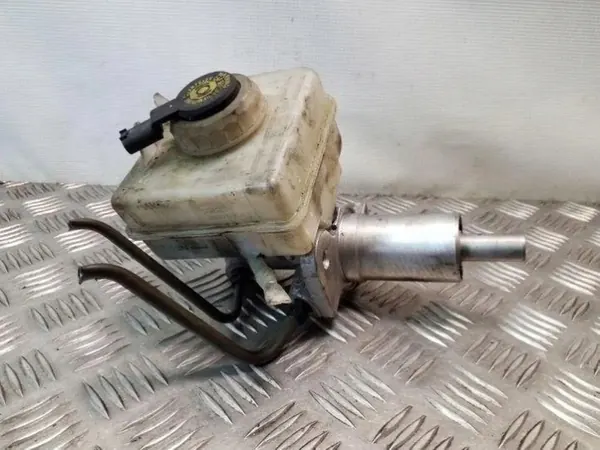 Cilindro de travão usado OEM 32067179 para BMW 5 Touring image 2