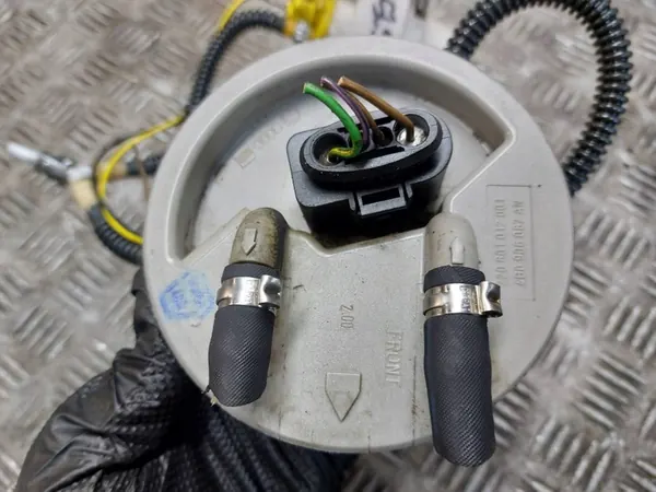 Bomba de Combustível Volkswagen Passat B5 1.9 TDI 4B0906087AN image 3