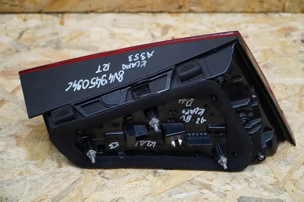 Luz Trasera Izquierda 8V4945093C o Derecha 8V4945094C Audi A3 image 10