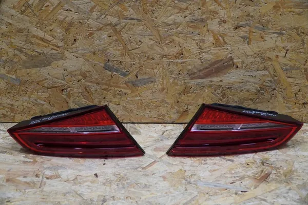 Luz Trasera Izquierda 8V4945093C o Derecha 8V4945094C Audi A3 image 2