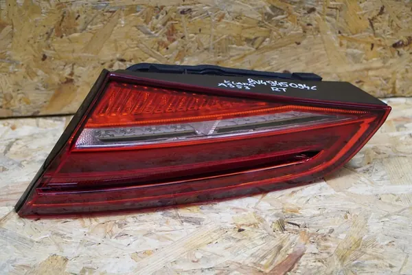 Luz Trasera Izquierda 8V4945093C o Derecha 8V4945094C Audi A3 image 7