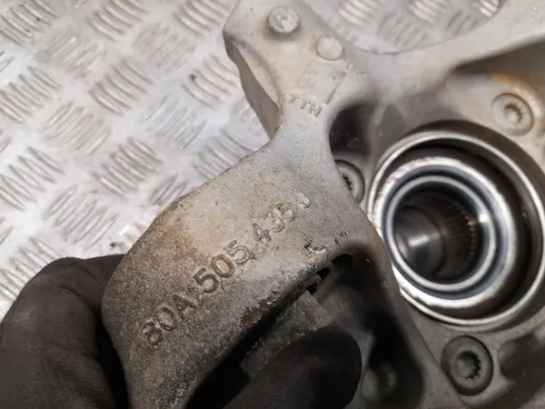 Audi Q5 SQ5 Pyöränlaakerit & navat OEM 80A505459B image 6