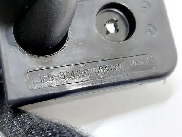 OEM LJ6BS04101 Visera derecha para Ford Escape image 7
