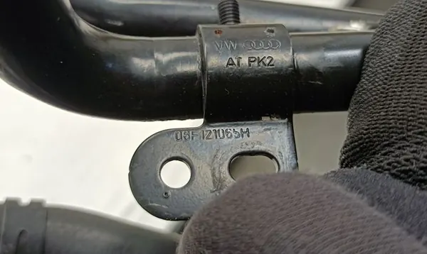 Vesiletku Audi A3 8P VW Seat Skoda RS 1.8 2.0 TFSI image 5