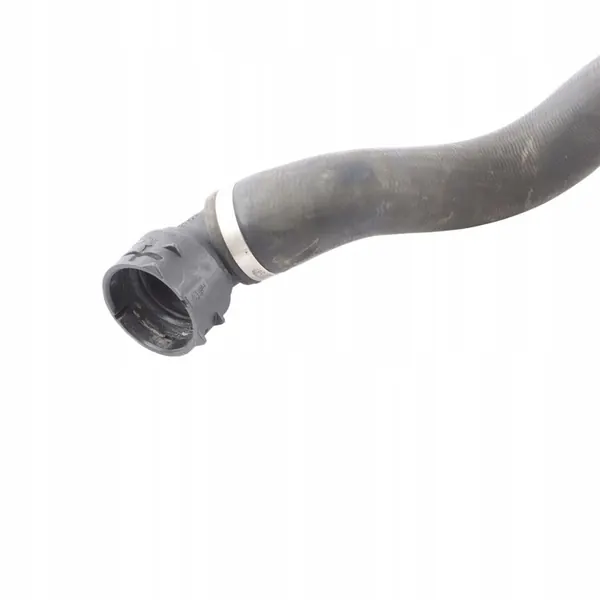 MERCEDES C-KLASA W205 Jäähdytysjohdin OE image 2