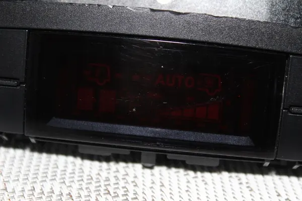 Mercedes Vito Viano Klima Control Paneel Achter W639 image 5