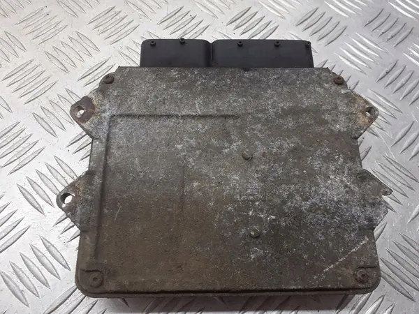 Unité de contrôle moteur Fiat Punto II 1.3 JTD image 2