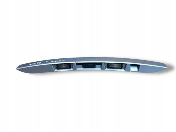Moldura portón Renault Grand Scenic 3 OEM 8481070006R image 4