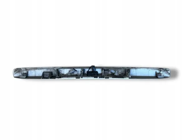 Moldura portón Renault Grand Scenic 3 OEM 8481070006R image 5