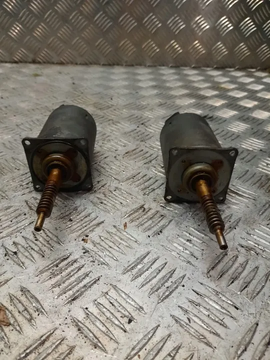 Régulateur d'arbre à cames Valvetronic OEM 750678807 BMW image 3