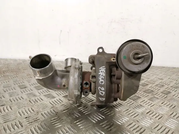 Toyota Turbolader Set OEM 172010R070 - Gebruikt image 2