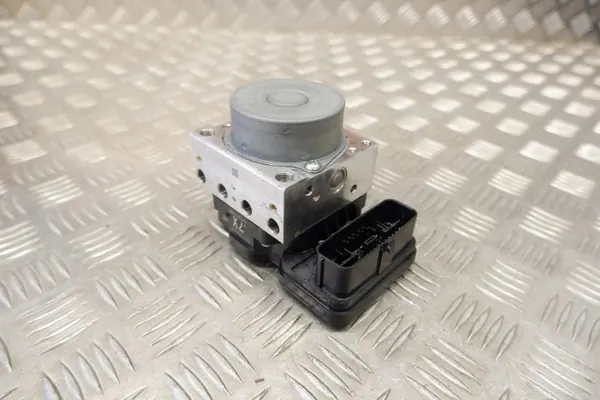 Toyota ABS-pump OEM 11304041340 - Begagnad image 2