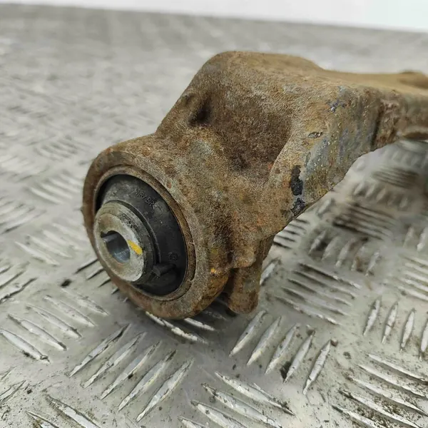 Braccio di controllo anteriore sinistro inferiore VW Transporter VI (T6) OEM image 6