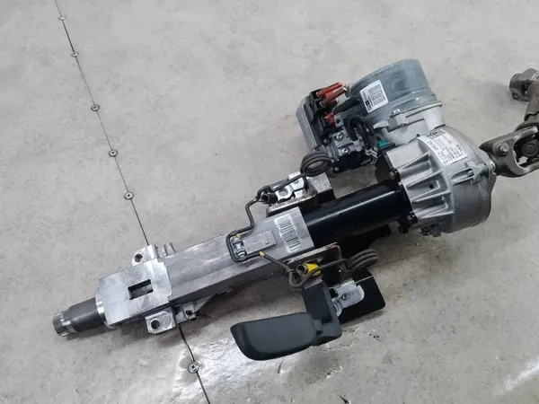 Dirección asistida eléctrica Skoda Fabia III OEM 6C1909144AK image 3