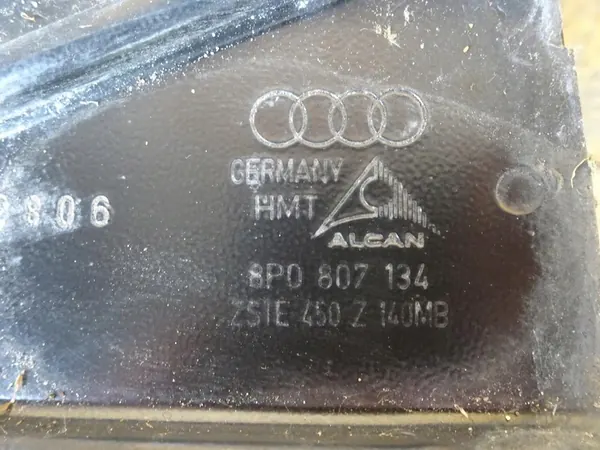 AUDI A3 8P Etupuskuri Vahvistus 8P0807113B image 6