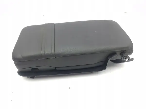 Ford Kuga I 2009 Achterste armsteun OEM AMD173796 image 3