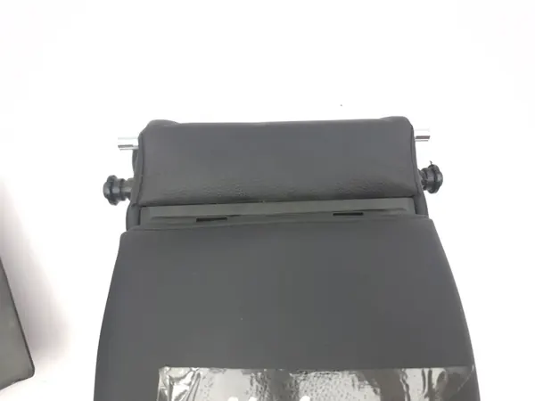 Ford Kuga I 2009 Achterste armsteun OEM AMD173796 image 7