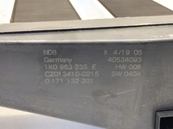 Chauffage électrique OEM 1K0963235E pour VW Passat B6 image 5