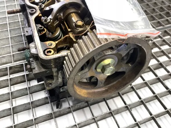 Höger Cylinderhuvud OEM LORK-1834-17658 EJ253 image 3