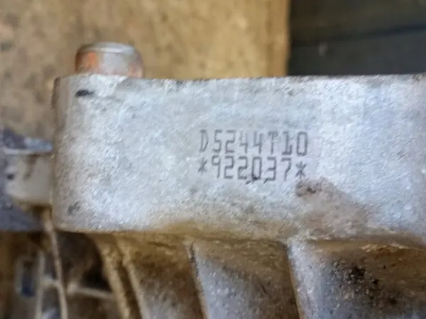 Volvo D5 Moottorilohko OEM - Kampiakseli & Männät image 7