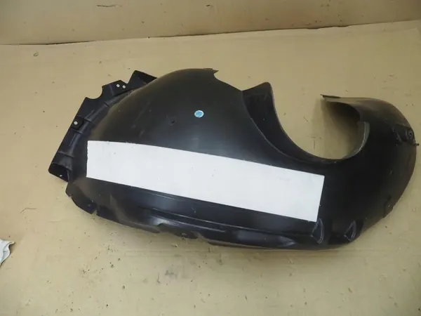 VW GOLF VIII Front Right Wheel Arch 5H0805970A image 2