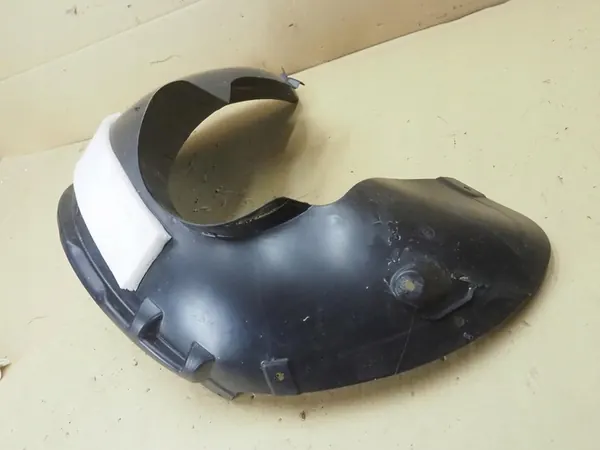 VW GOLF VIII Front Right Wheel Arch 5H0805970A image 3