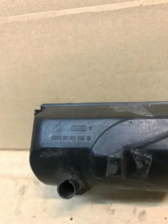 OEM 171857325B instrumentbräda-askkopp VW Golf I image 6