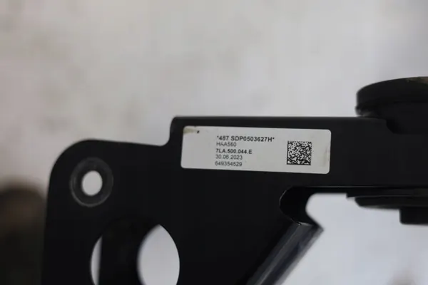 Suporte traseiro OEM 7LA500044E para VW Transporter image 4