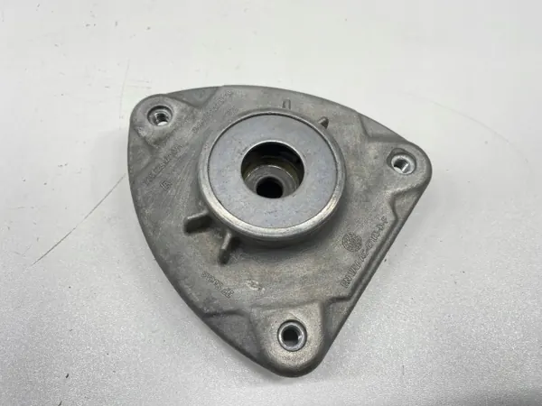 Voorste schokdemperbevestiging OEM A2463230020 Mercedes GLA image 2