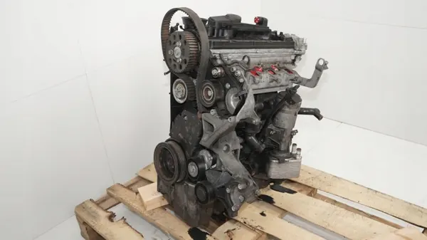 Motor VW Passat B7 2.0 TDI CAG Diesel - Usado image 4