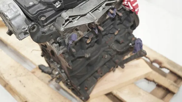 Motor VW Passat B7 2.0 TDI CAG Diesel - Usado image 6
