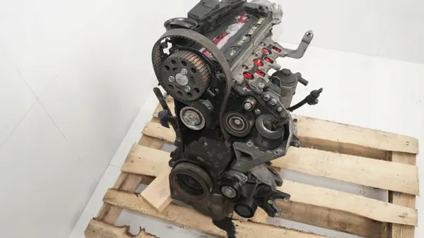 Motor VW Passat B7 2.0 TDI CAG Diesel - Usado image 7
