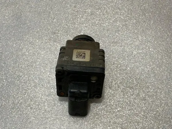BMW X3 G01 peruutuskamera OEM 9460607 - Käytetty image 3