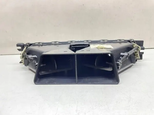 BMW 3 E90 konsoli ilmanotto OEM 14482110 image 3