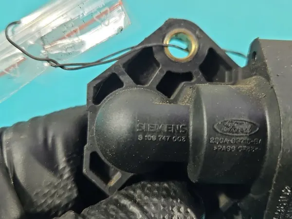 Motor Paso a Paso Ford Fiesta MK6 1.3 8V image 3